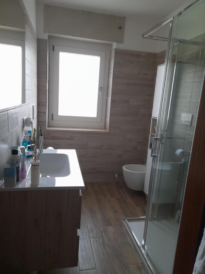 Casa Lupo Apartment Dobbiaco Luaran gambar